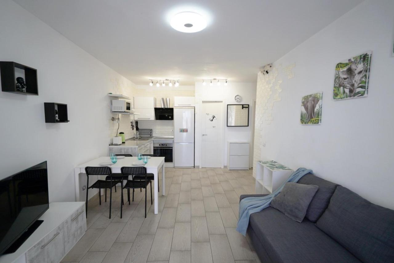 Apartment In Ocean Park, Costa Adeje, Tenerife Екстериор снимка